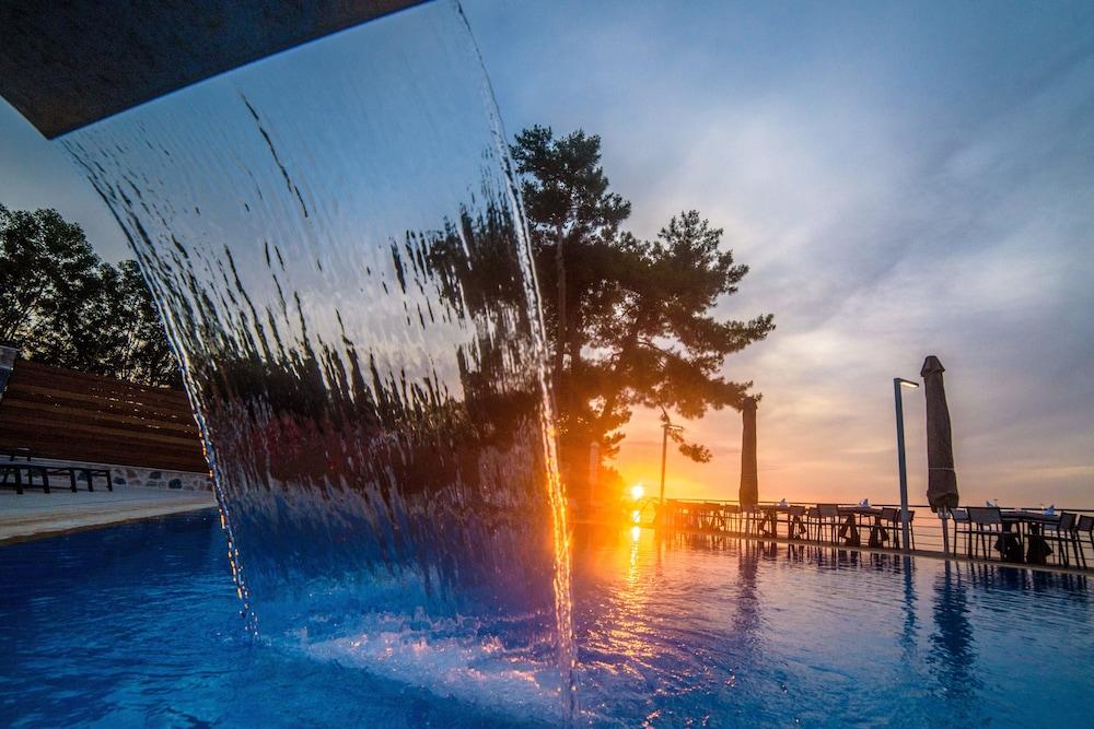 Poseidon Hotel Kaminia  Exterior photo